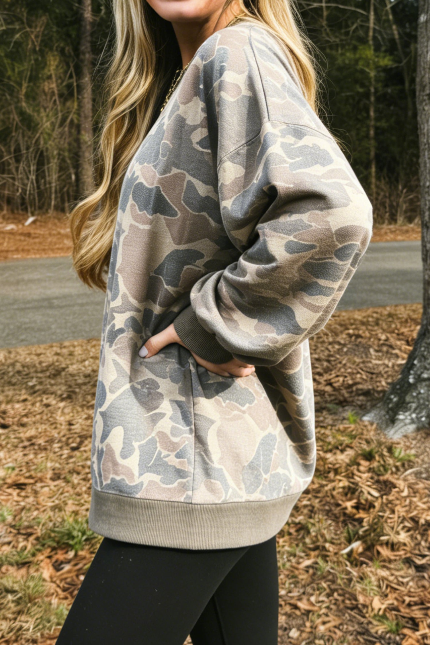 Camo Print Ribbed Trim Pullover Sweatshirt