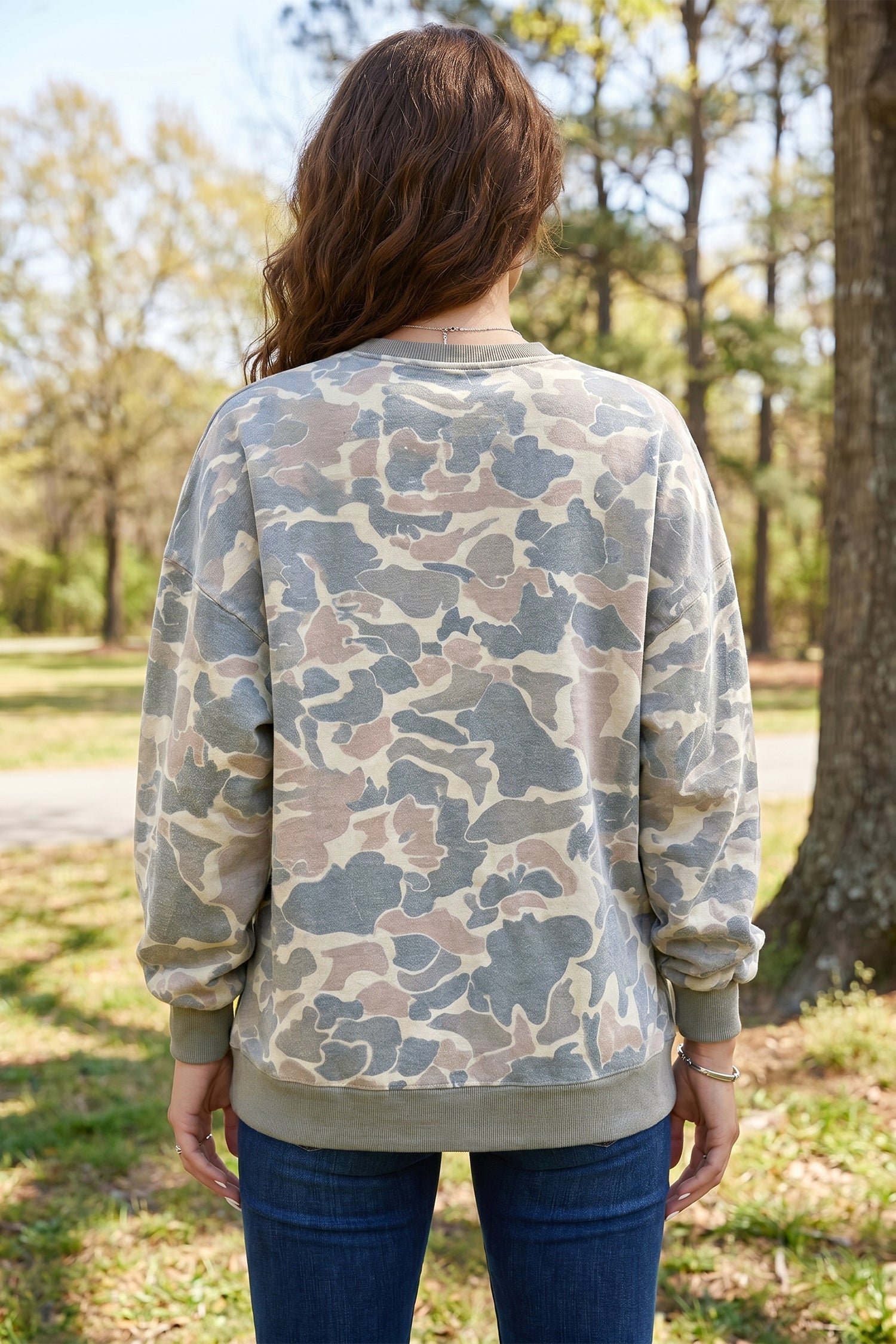 Camo Print Ribbed Trim Pullover Sweatshirt
