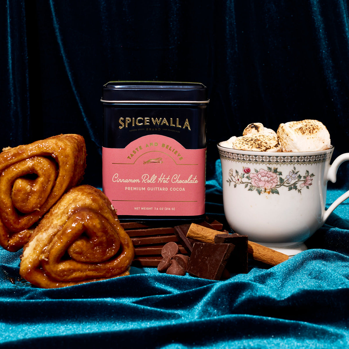Spicewalla Cinnamon Roll Deluxe Hot Chocolate – 7.6 oz Tin
