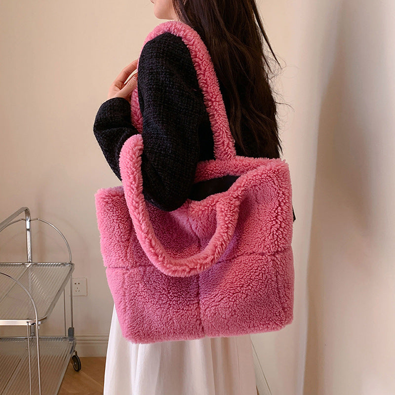 Women's Plush Sherpa Tote