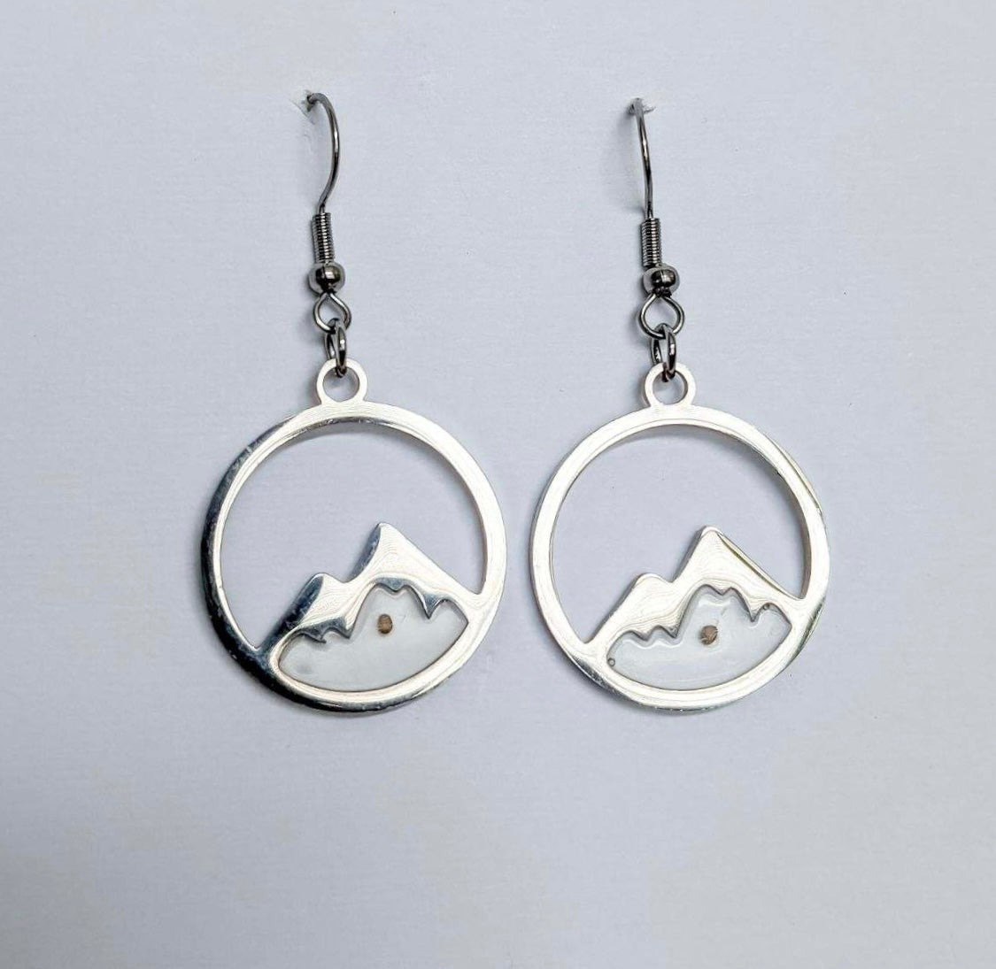 Gold or Silver Faith Earrings