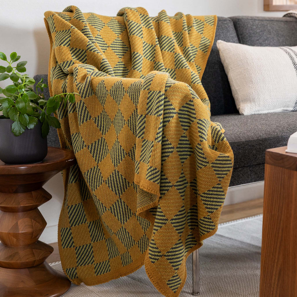 Gingham Plaid - Cotton Sustainable Knit Geometric Throw Blanket