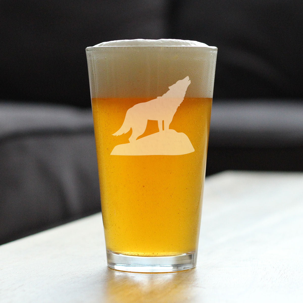 Wolf Silhouette Pint Glass