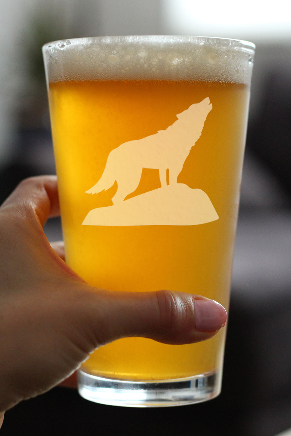 Wolf Silhouette Pint Glass