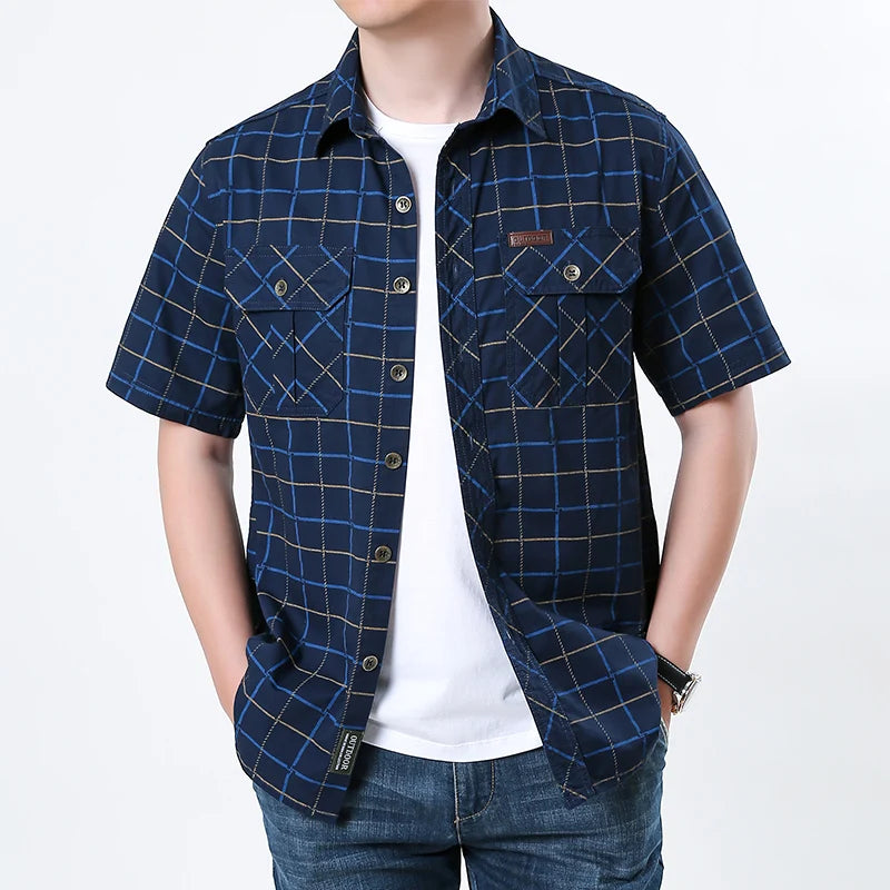 Men's Plaid Short Sleeve Button-Down Shirt