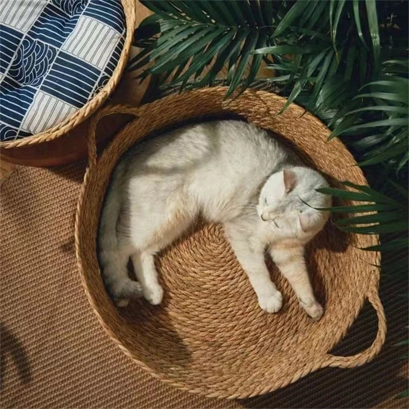 Cabin Rattan Pet Bed
