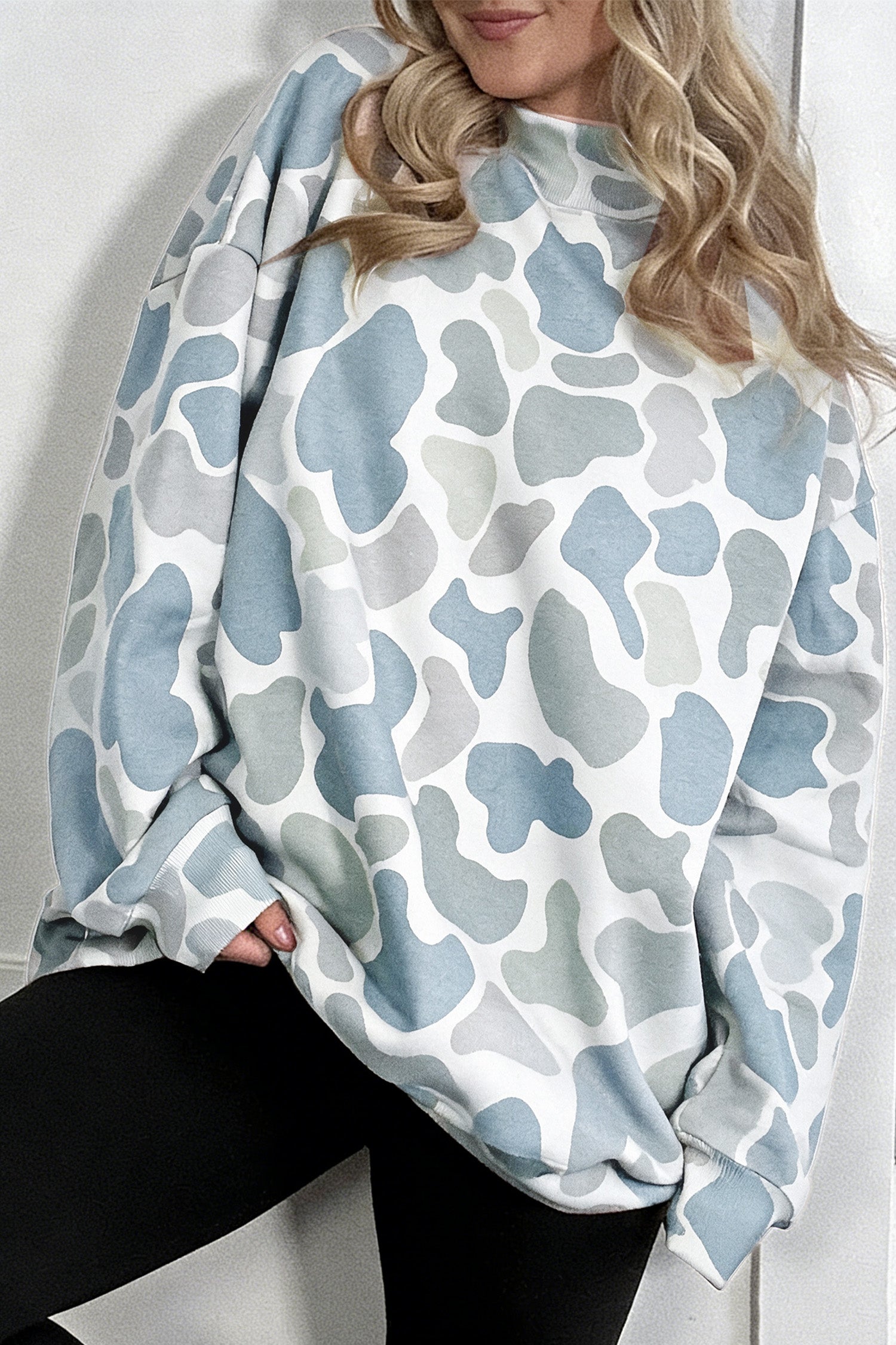 Women's Camo Western Pullover Sweatshirt