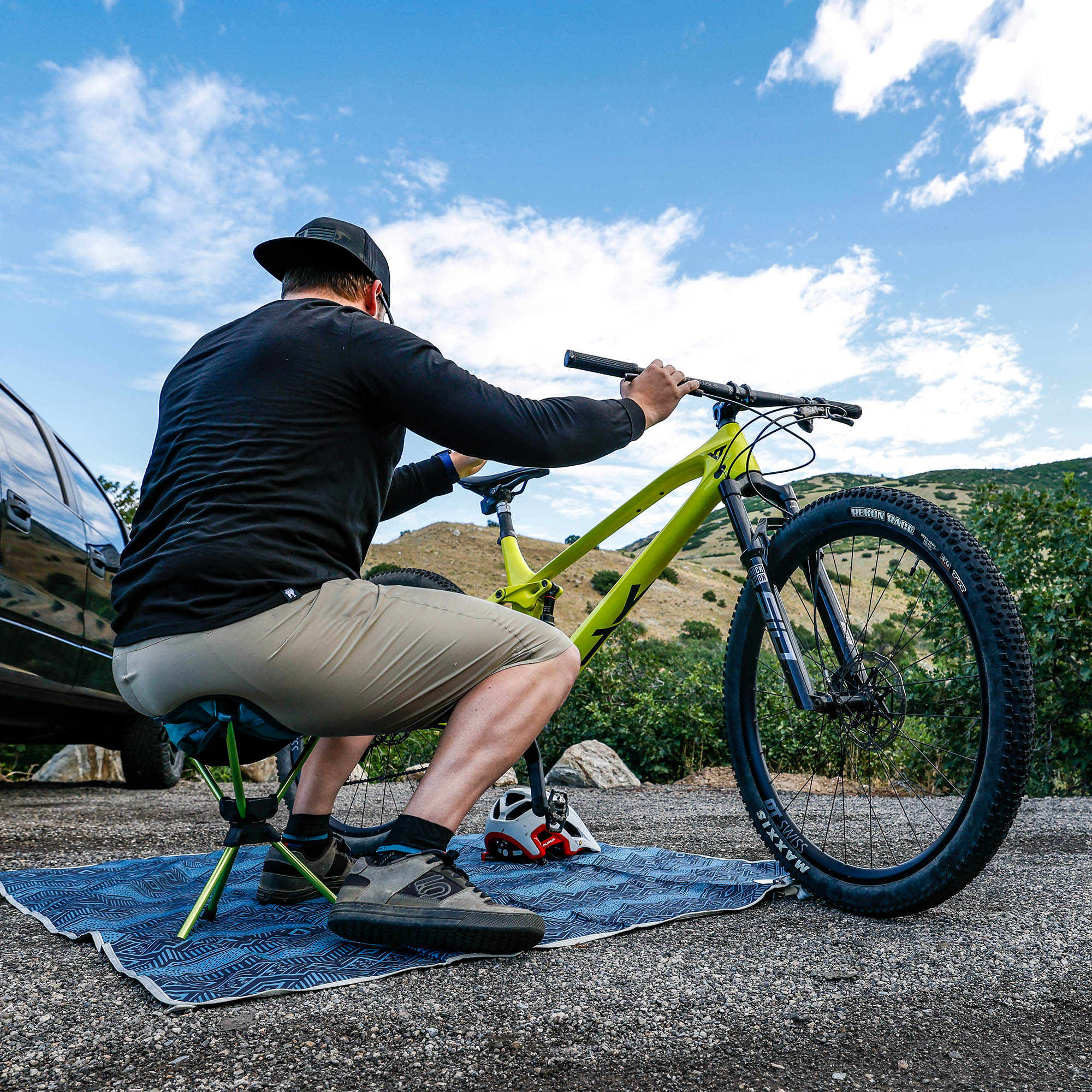 360° Swivel Camp Stool
