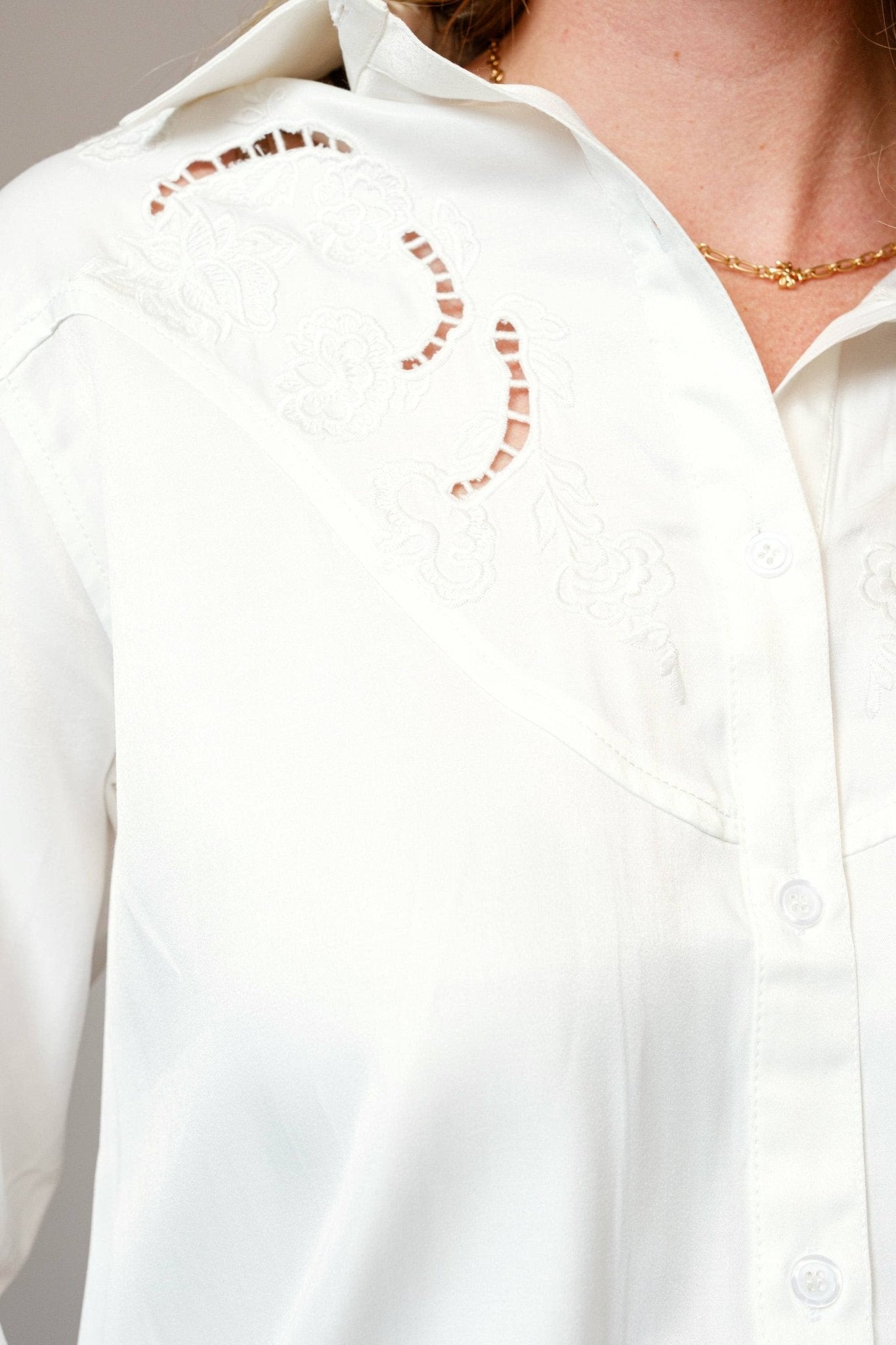 Women's Western Yoke Button-Up Blouse