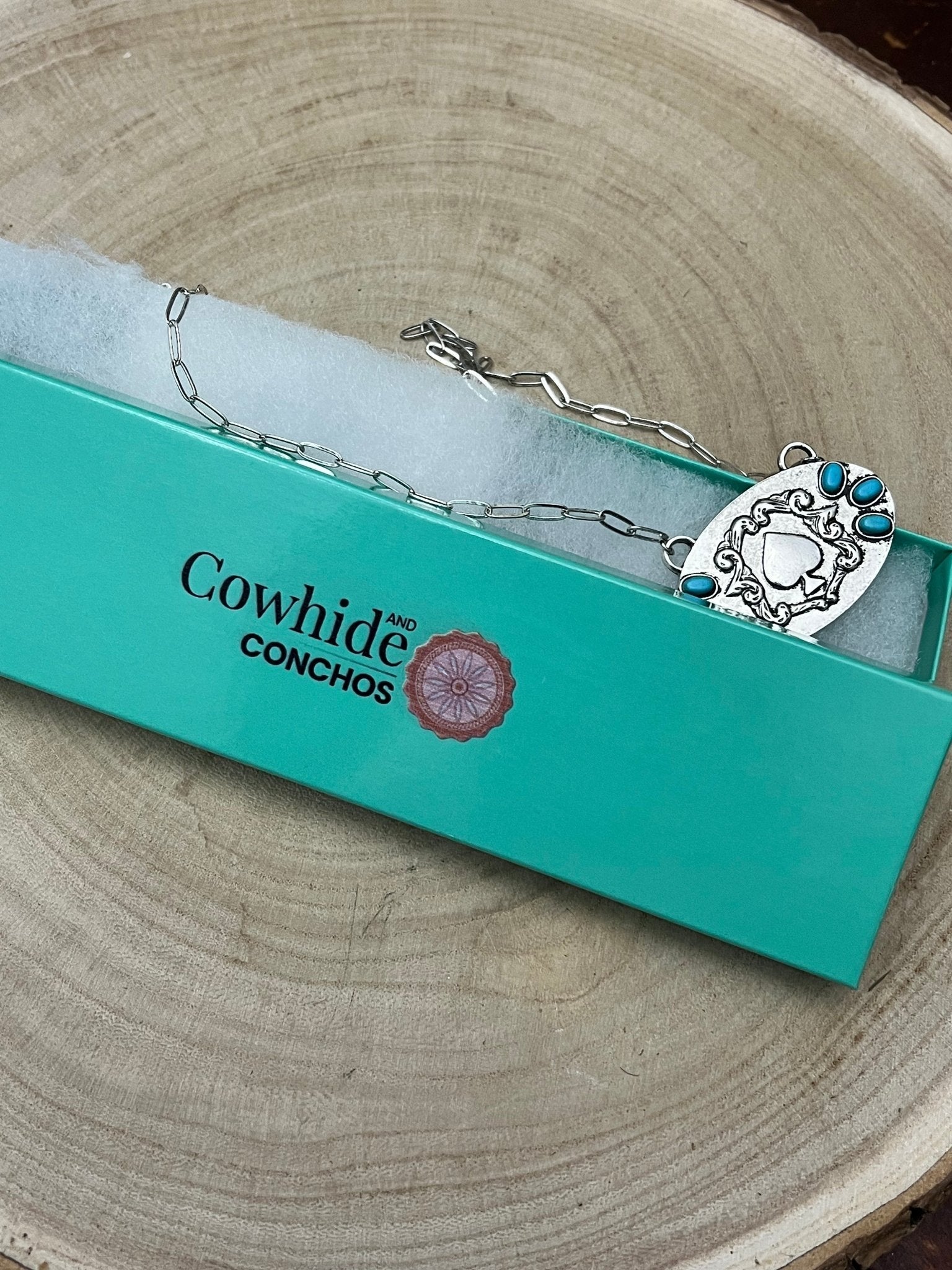 Women's Western Spade Pendant Necklace