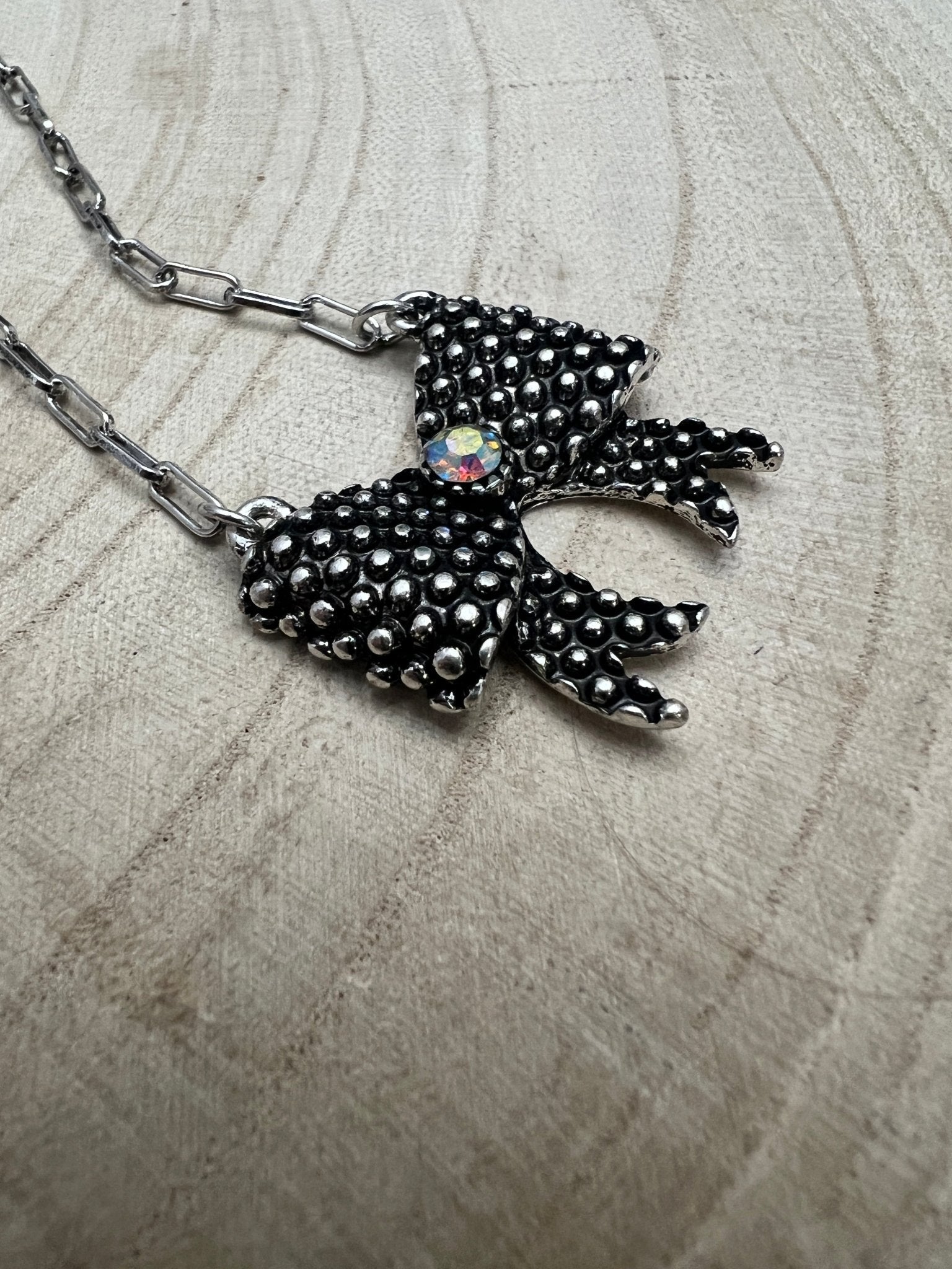 Western Bow Ribbon Necklace